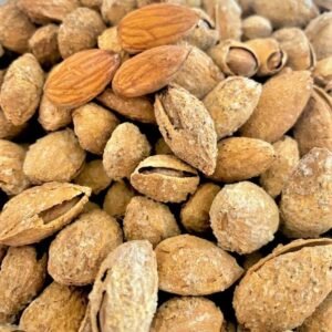 Roasted Salted Almonds with Skin  
 لوز محمص و مملح مع القشر