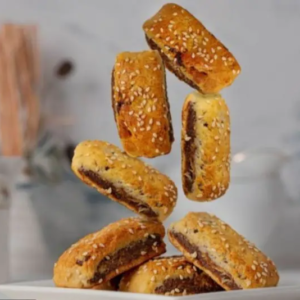 Maqrootah with Dates (Sugar-Free)●0.5 Kg 
مقروطة التمر الفلسطينية (بدون سكر مضاف)